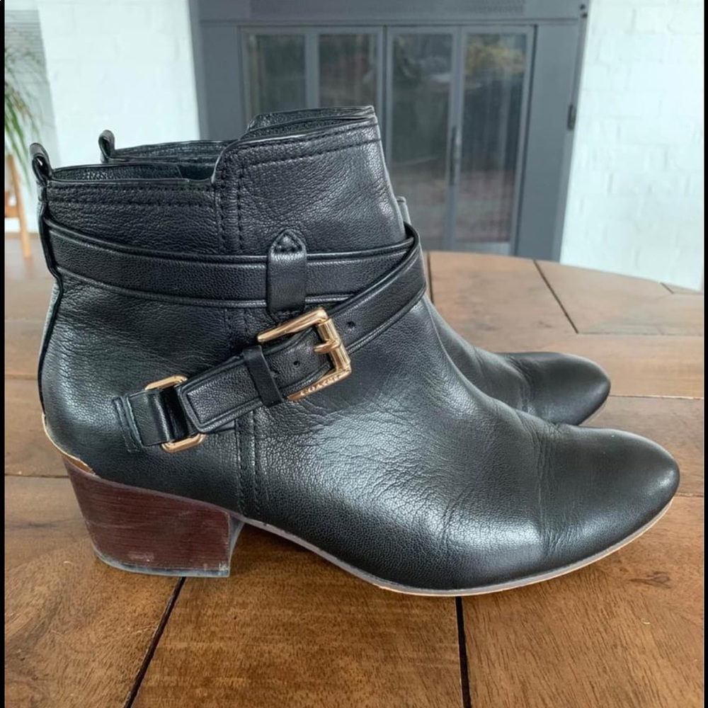 Coach boots
